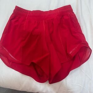 red lululemon hotty hot shorts
